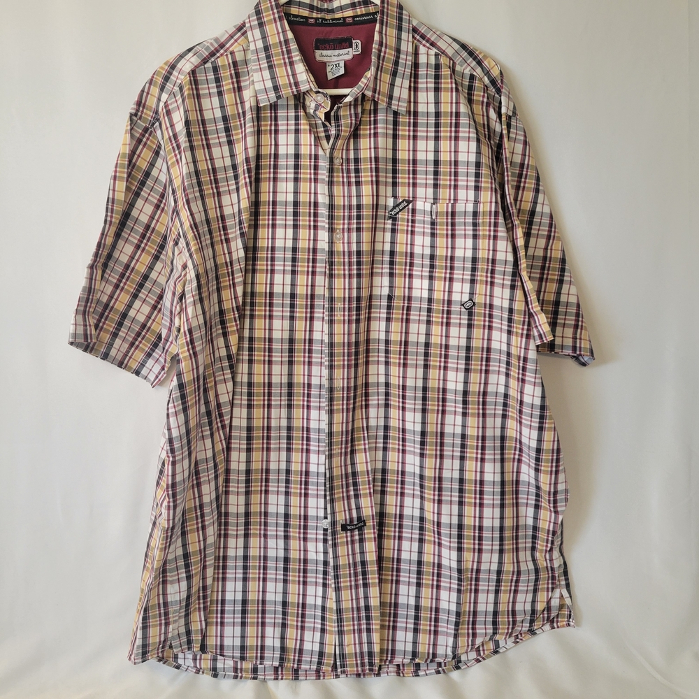Ecko Unltd Classic Plaid Button Down Shirt